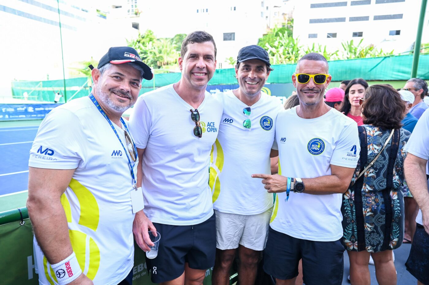 Duda Lebram, Gustavo Baiardi, Pedro Lima e André Fish