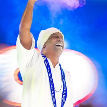 Márcio Victor celebra aniversário com caruru no Engenho Velho, festa e show internacional do Psirico