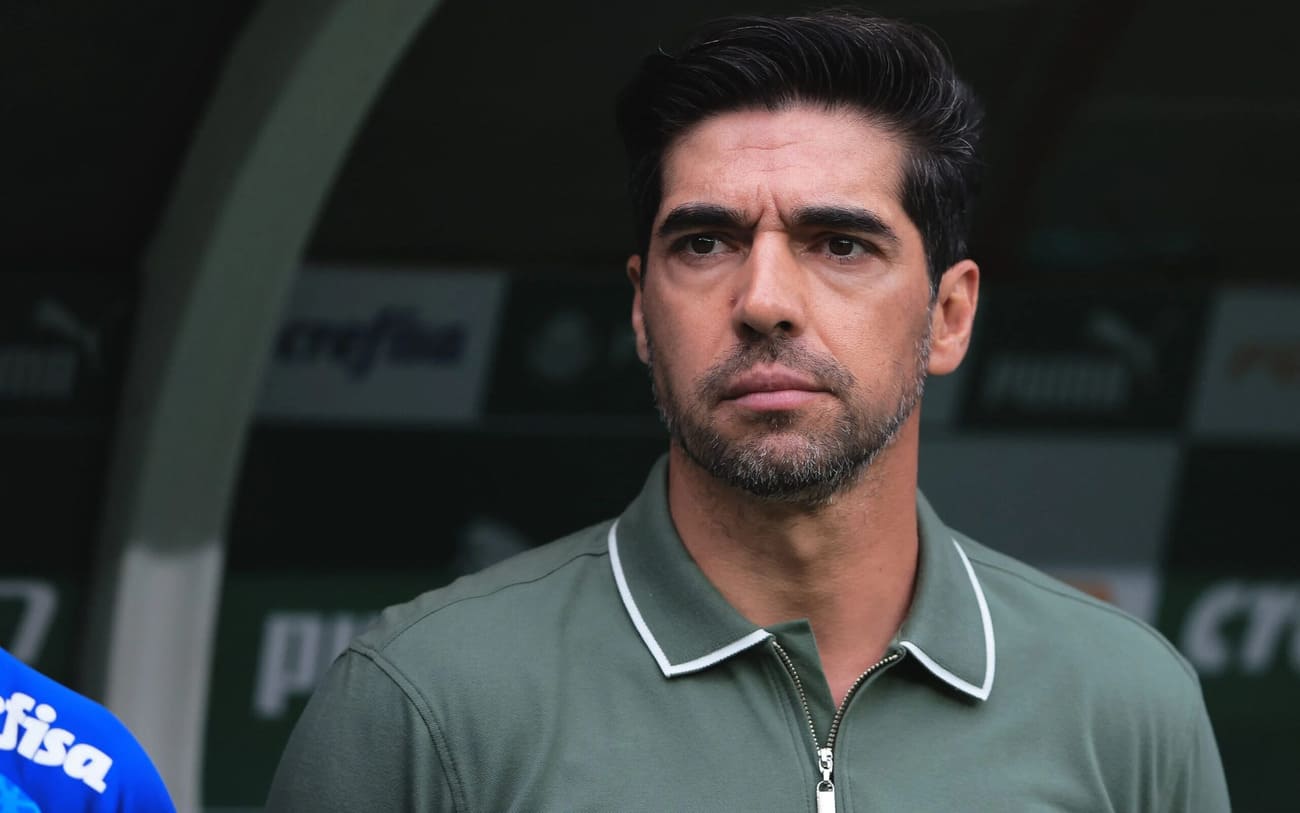 Abel fala se deseja renovar com o Palmeiras em coletiva após virada sobre o River
