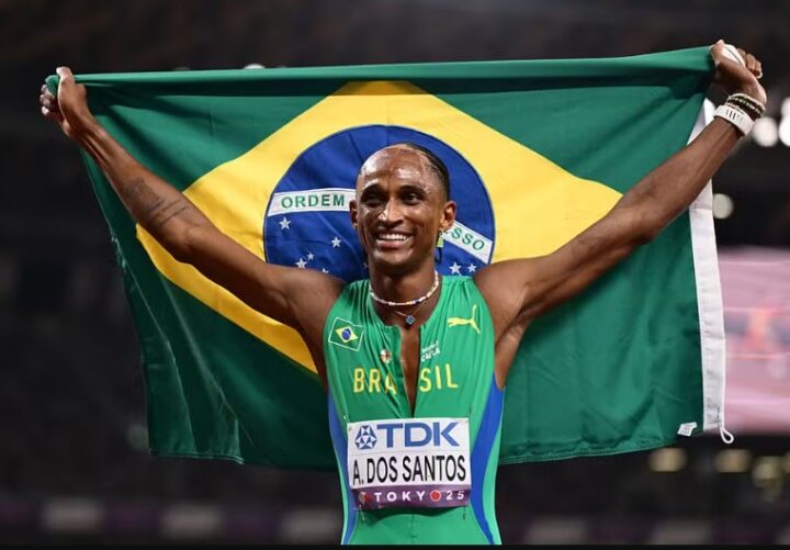 Alison dos Santos conquista a prata nos 400m com barreiras do Mundial de Tóquio