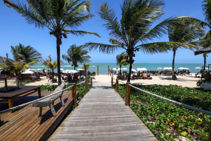 Bahia em alta! Porto Seguro e Salvador estão entre os destinos mais vendidos do Brasil em 2025