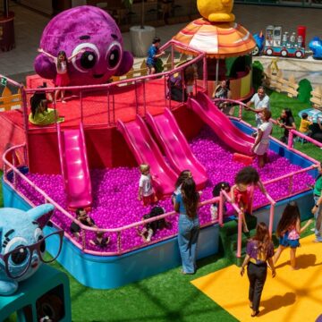 Parque Bolofofos agita programação infantil em shopping de Salvador