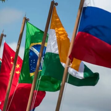 Lula lidera cúpula virtual do BRICS e reforça defesa do multilateralismo