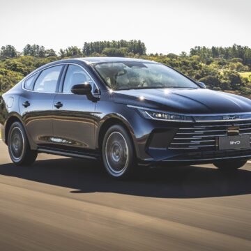 BYD ultrapassa 100 mil carros emplacados e assume 6ª posição no ranking nacional