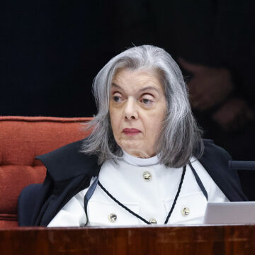 Cármen Lúcia: ‘8 de janeiro não foi banal, foi planejado para romper a democracia’