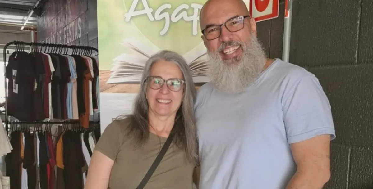 Casal abre livraria cristã em BH e fatura R$ 35 mil por mês com atendimento personalizado