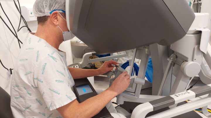 Salvador realiza primeira cirurgia cardíaca robótica do Norte-Nordeste