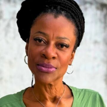 Cebola crua, ‘ódio’ no feijão e cara de brava: Conheça a influenciadora baiana Claudia Sousa