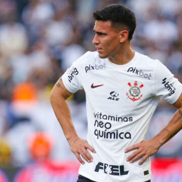 Corinthians é condenado a pagar valor milionário a Rojas e pode ter novo transfer ban