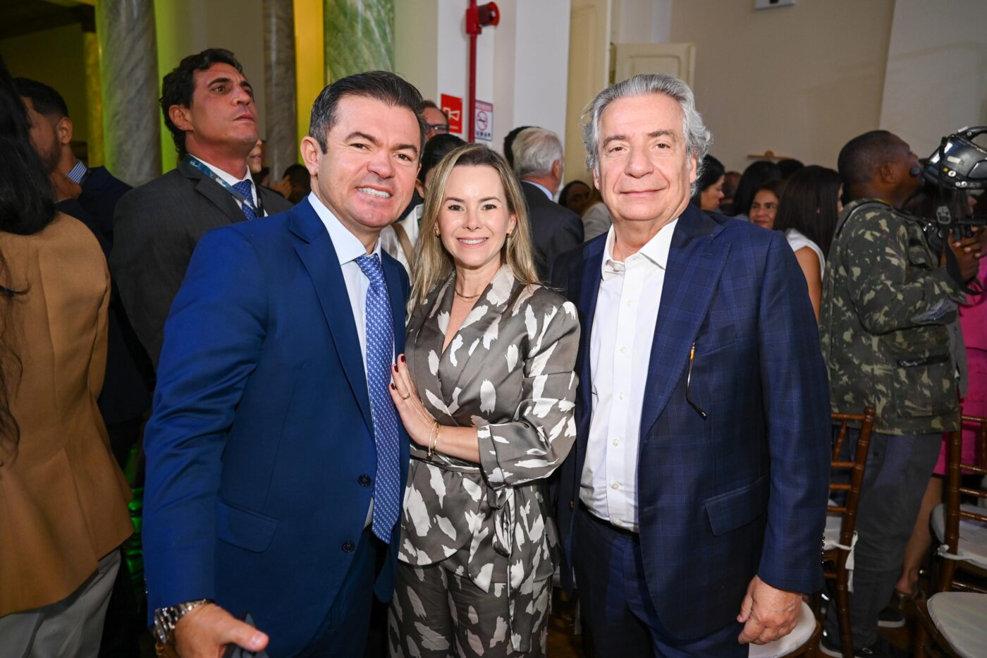 Efrain Cruz, Silva de Oliveira e Adriano Pires