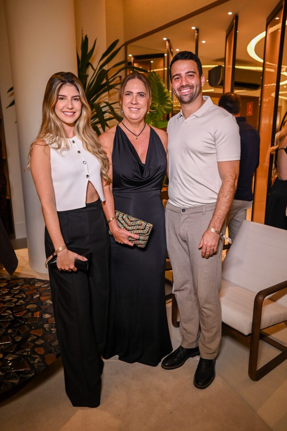 Bruna Medauar, Aline Cangussú e Jorge Medauar