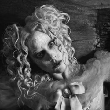 Lady Gaga lança clipe de ‘The Dead Dance’, em parceria inédita com Tim Burton