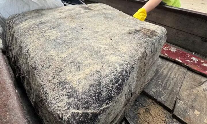 Material igual à carga de navio nazista afundado há 81 anos é achado na Bahia