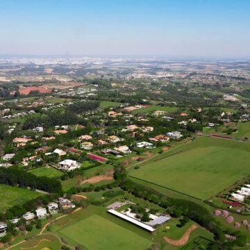 Incêndio destrói montagem de festa na Fazenda Boa Vista, em São Paulo