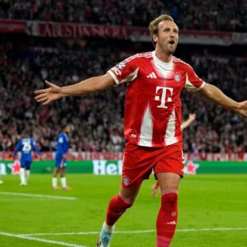 Kane faz dois e Bayern vence o Chelsea na estreia da Champions. Veja gols e lances