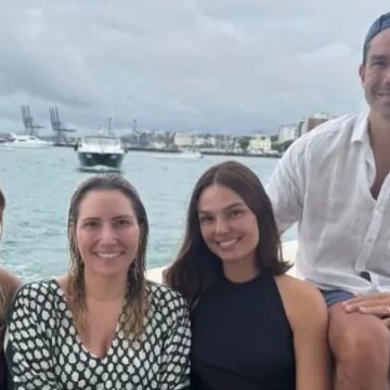 Isis Valverde curte fim de semana em Salvador ao lado de Marcus Buaiz
