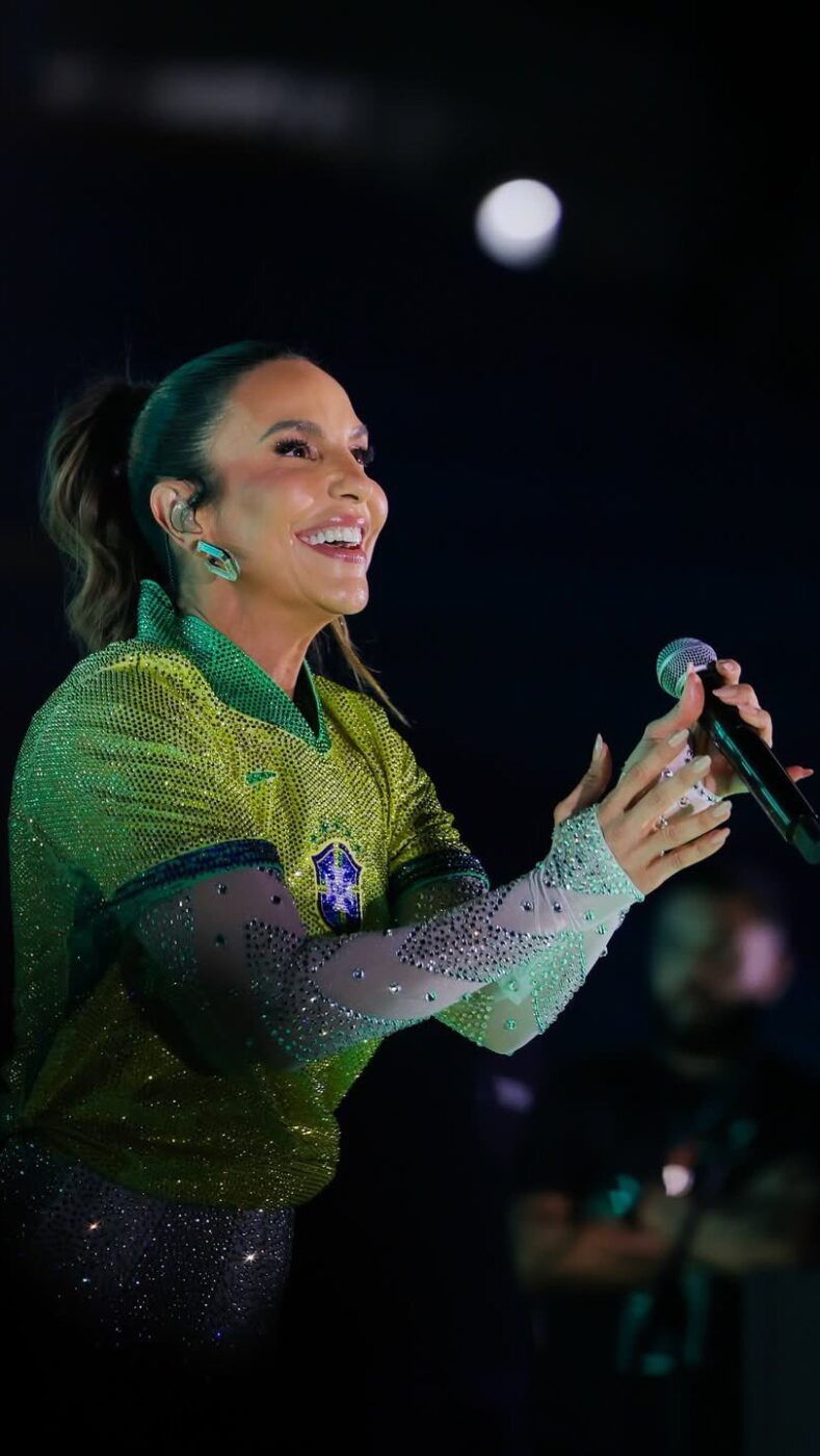 Ivete Sangalo transforma o Maracanã em trio elétrico antes de Brasil x Chile