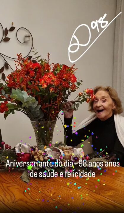 Laura Cardoso comemora 98 anos e recebe homenagens de artistas e fãs