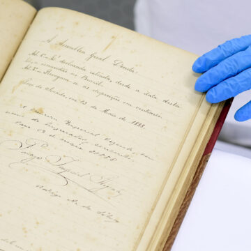 Cartas de Dom Pedro II e original da Lei Áurea são expostos em mostra na Alba