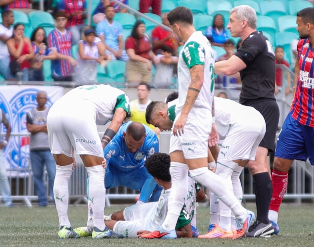 Meio-campista do Palmeiras vai passar por cirurgia e não deve mais jogar em 2025