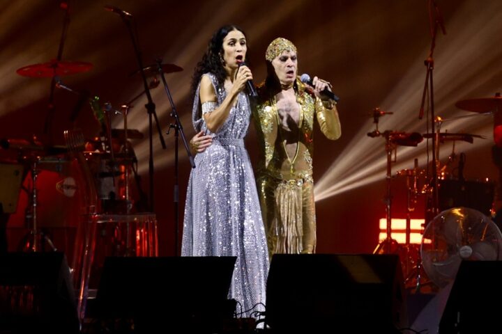 Ney Matogrosso canta com Marisa Monte em festival no Rio; veja vídeo