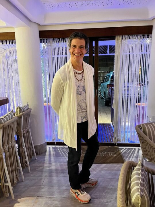 Em cartaz em Salvador, Mateus Solano escolhe restaurante no Rio Vermelho para jantar