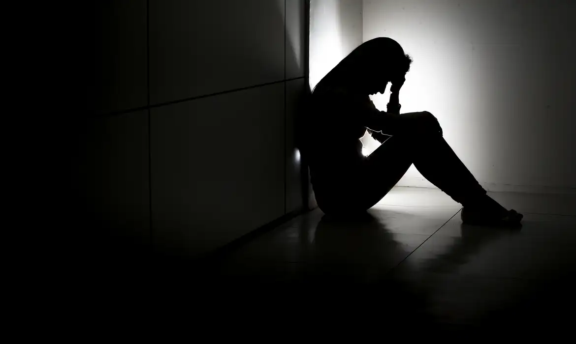 Governo brasileiro sanciona lei que institui o Dia Nacional de Prevenção do Suicídio