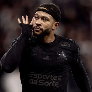 Corinthians e Memphis fecham acordo para bonificação milionária. Veja valor e detalhes