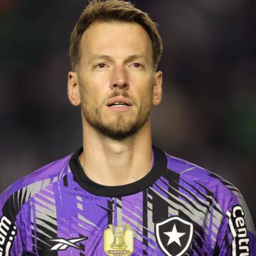 Goleiro Neto fará cirurgia e não joga mais em 2025 pelo Botafogo