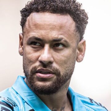 Neymar faz post polêmico detonando grama sintética após empate na Arena MRV. Confira