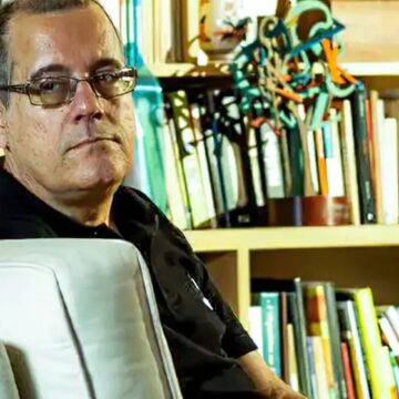Escritor Paulo Henriques Britto é o mais novo acadêmico da ABL
