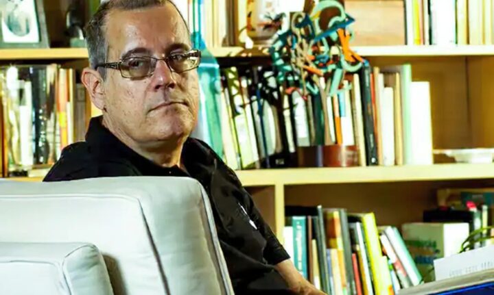 Escritor Paulo Henriques Britto é o mais novo acadêmico da ABL