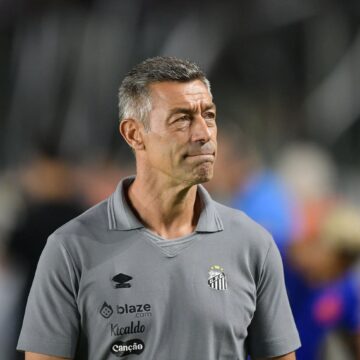 Fifa condena Santos a pagar R$ 13 milhões a Pedro Caixinha