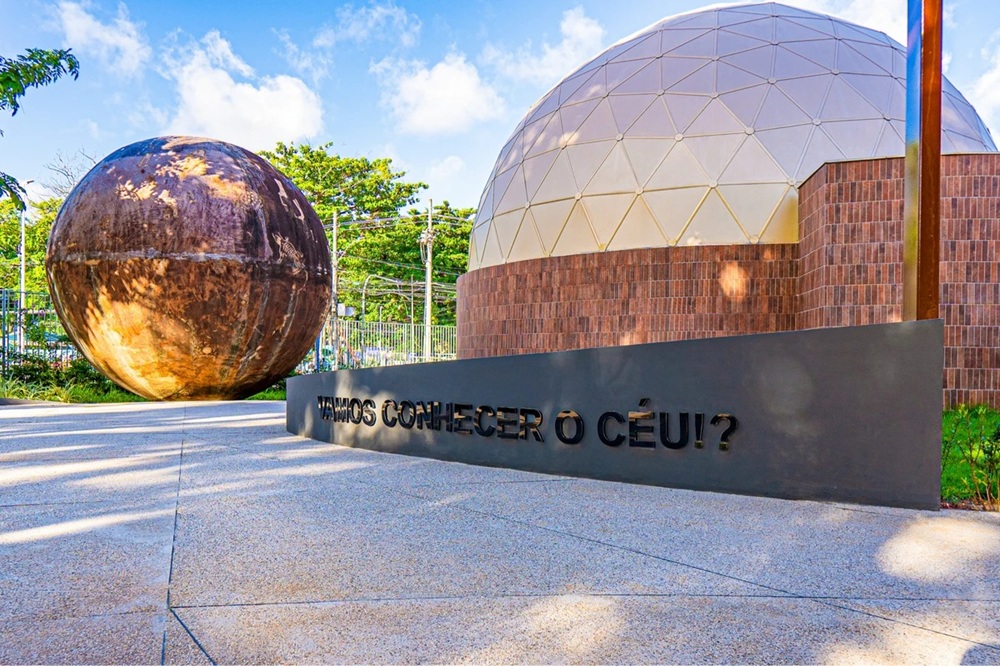 Planetário da UFBA tem programação astronômica especial em setembro em Salvador