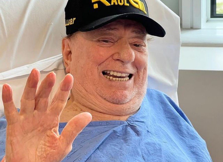 Filho de Raul Gil atualiza estado de saúde do apresentador após internação: ‘Vamos sair dessa’