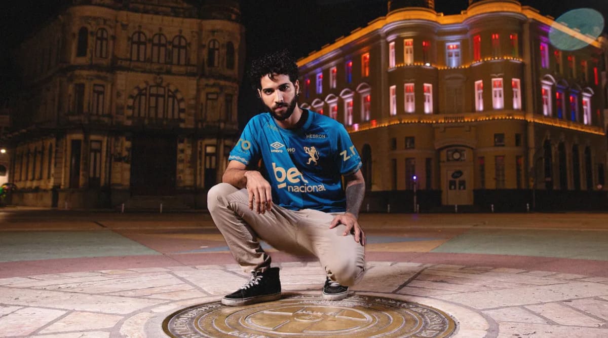 Sport lança camisa azul em homenagem ao Recife