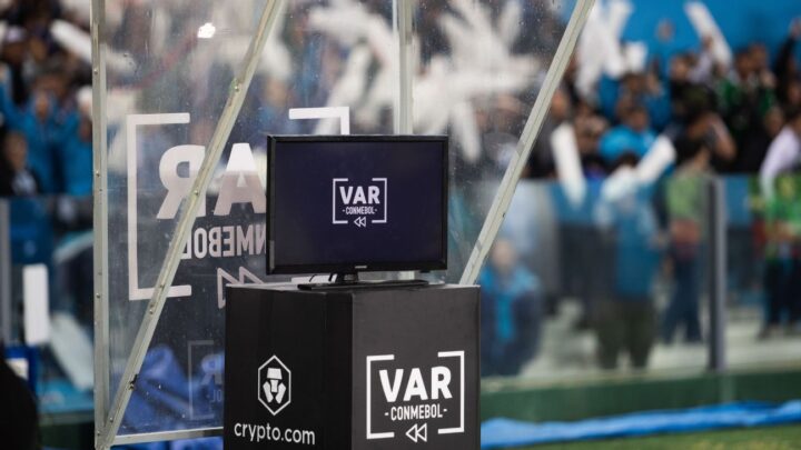 Futebol brasileiro terá desafio de vídeo. Entenda por que é diferente do VAR