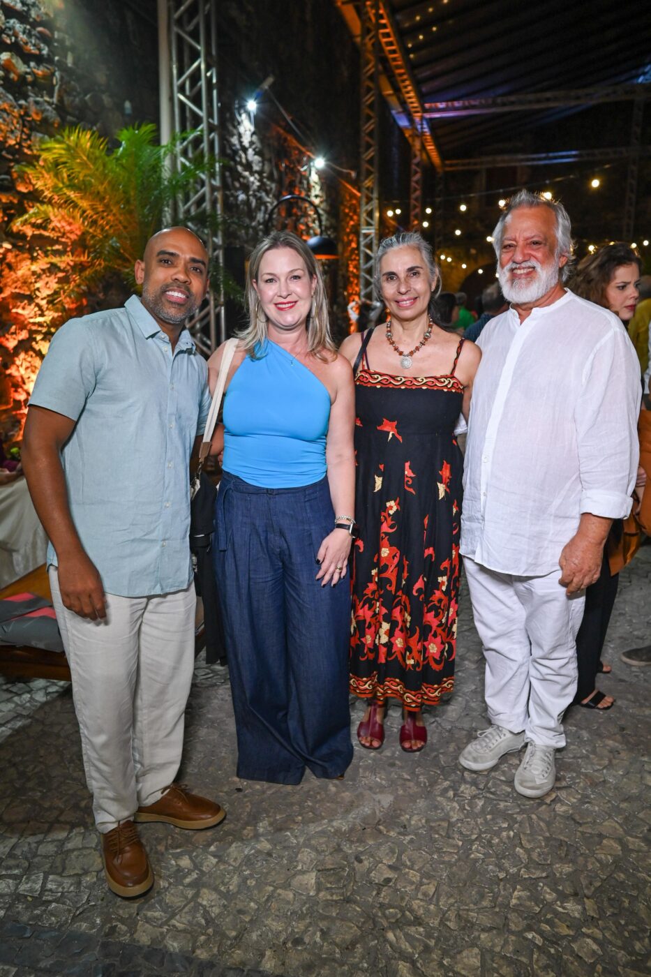 Júlia Paranaguá, Myriam Bello, Cristina Castro e Marcio Meirelles