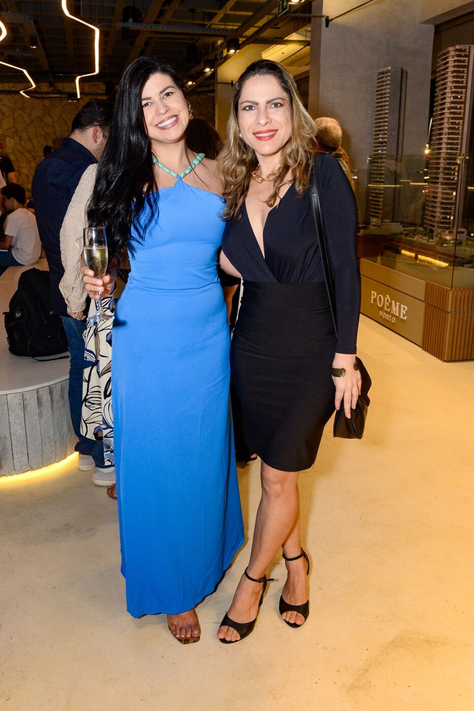 Aline Santos e Alana Farias