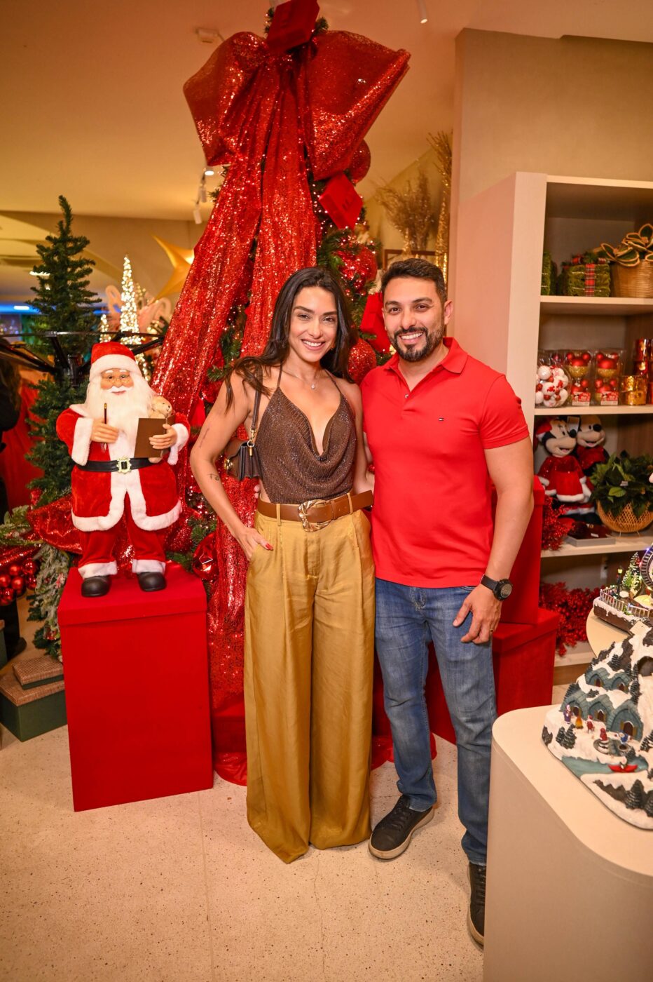 Carol Tavares e Eric Chequer