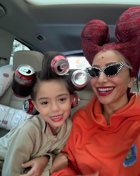 Sabrina Sato fala sobre a relação da filha com a moda: “Livre”