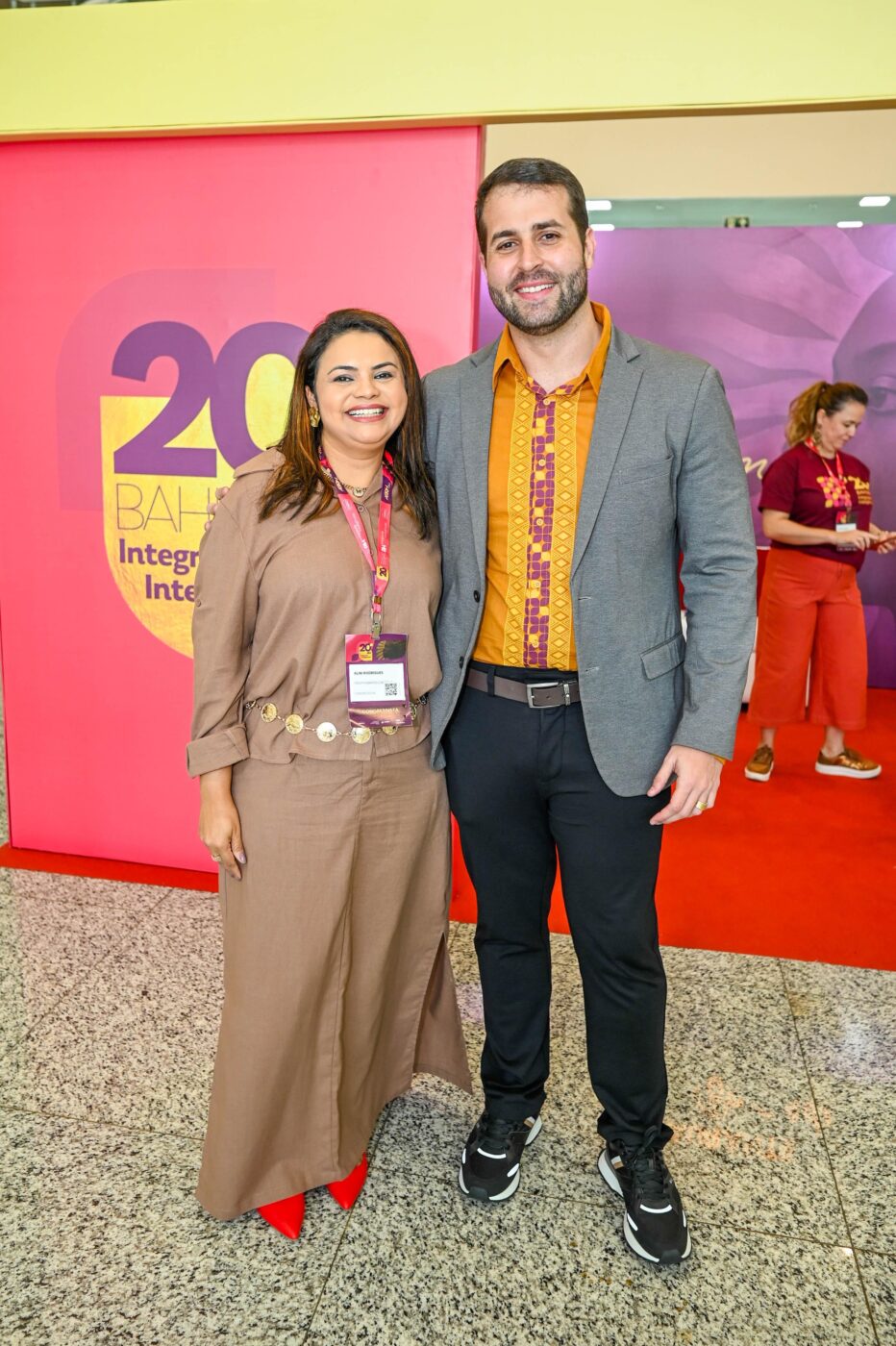 Alini Rodrigues e Vitor Igdal
