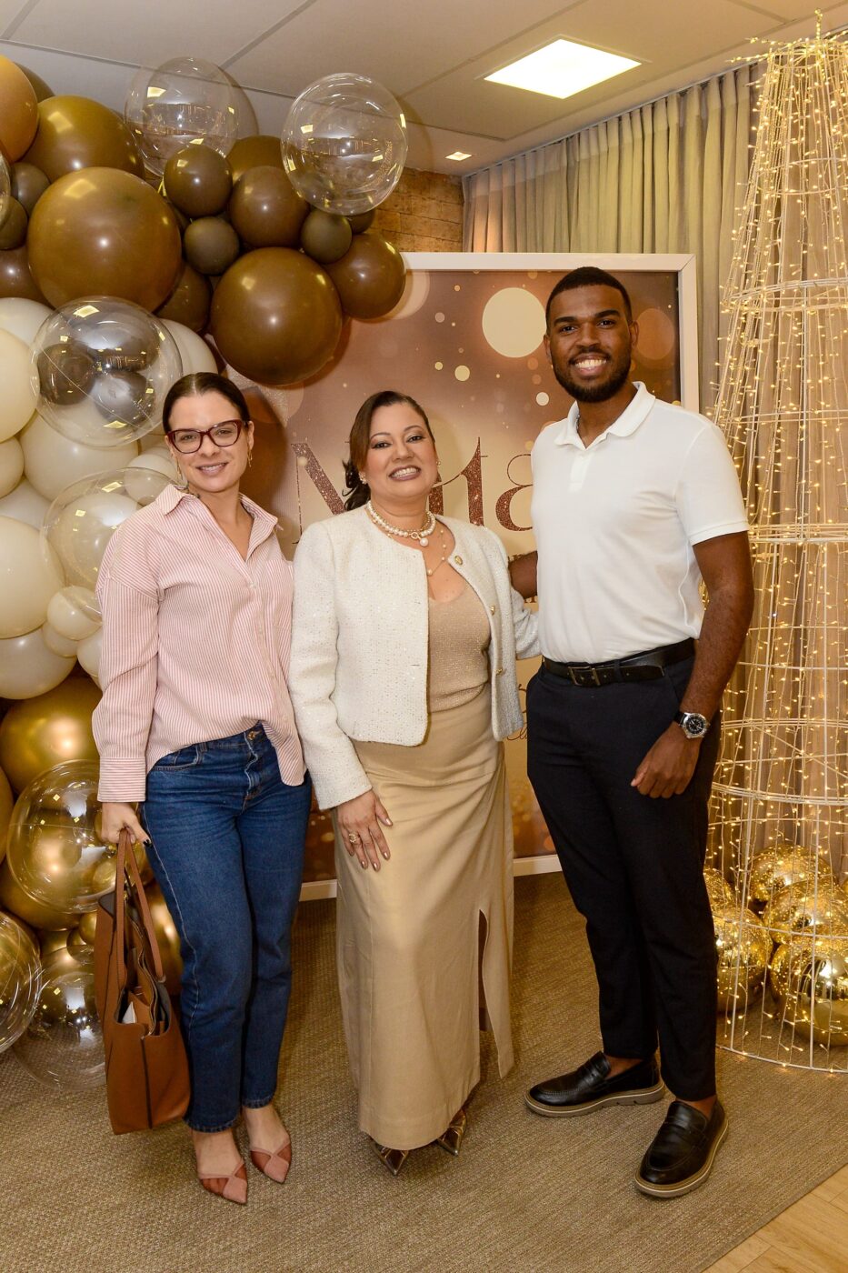 Bruna Blasco, Elis Piñón e Isaque Sousa