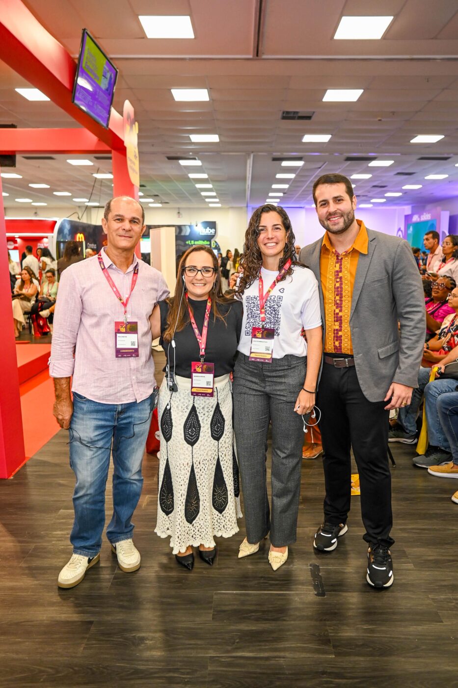 Dalle Matos, Manuela Rocha, Iara Schimmelpfeng e Vitor Igdal