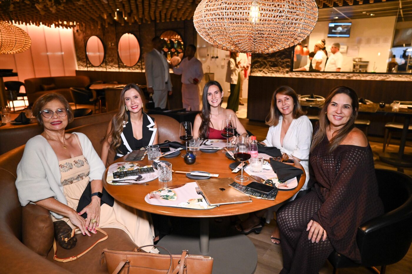 Wilna Carneiro, Rebecca Dantas, Adriana, Mércia Sales e Mary Queiroz