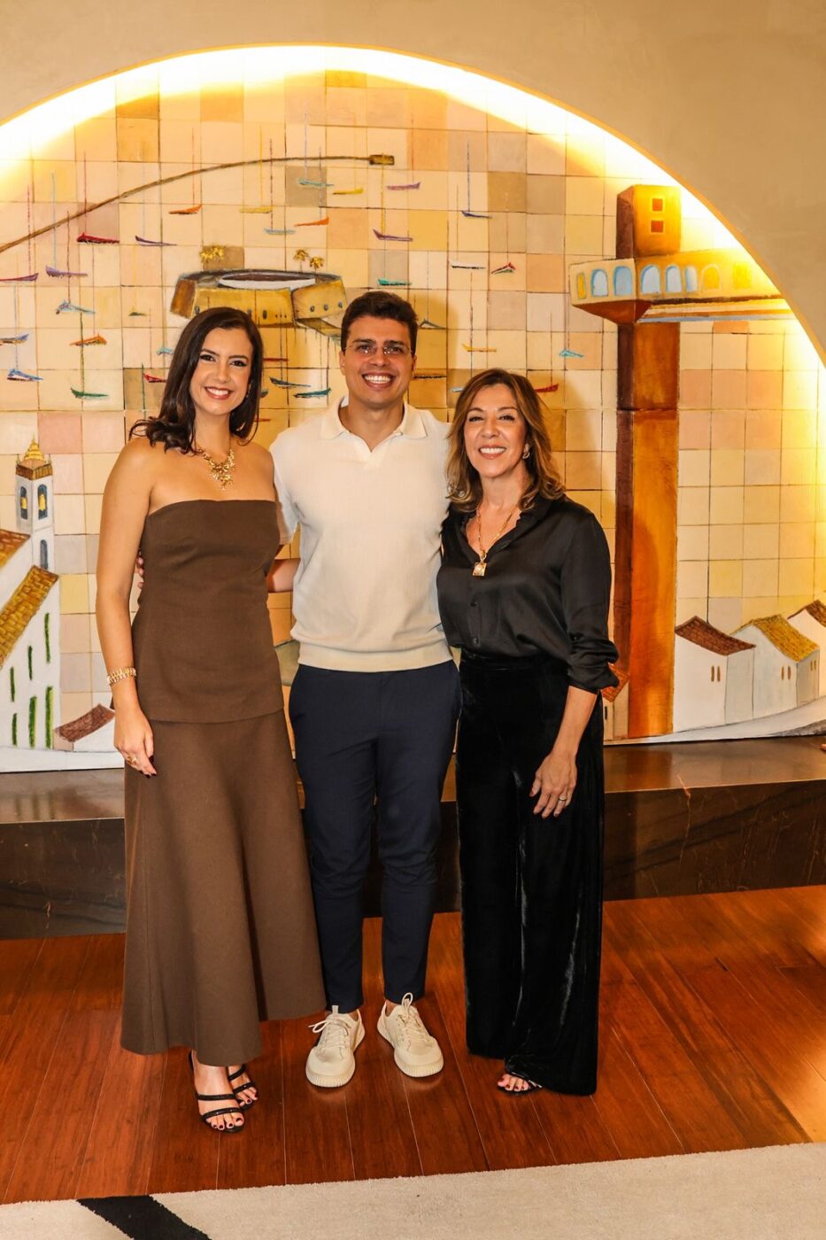 Patrícia Martinez, Alex Álem e Cecília Cavargere