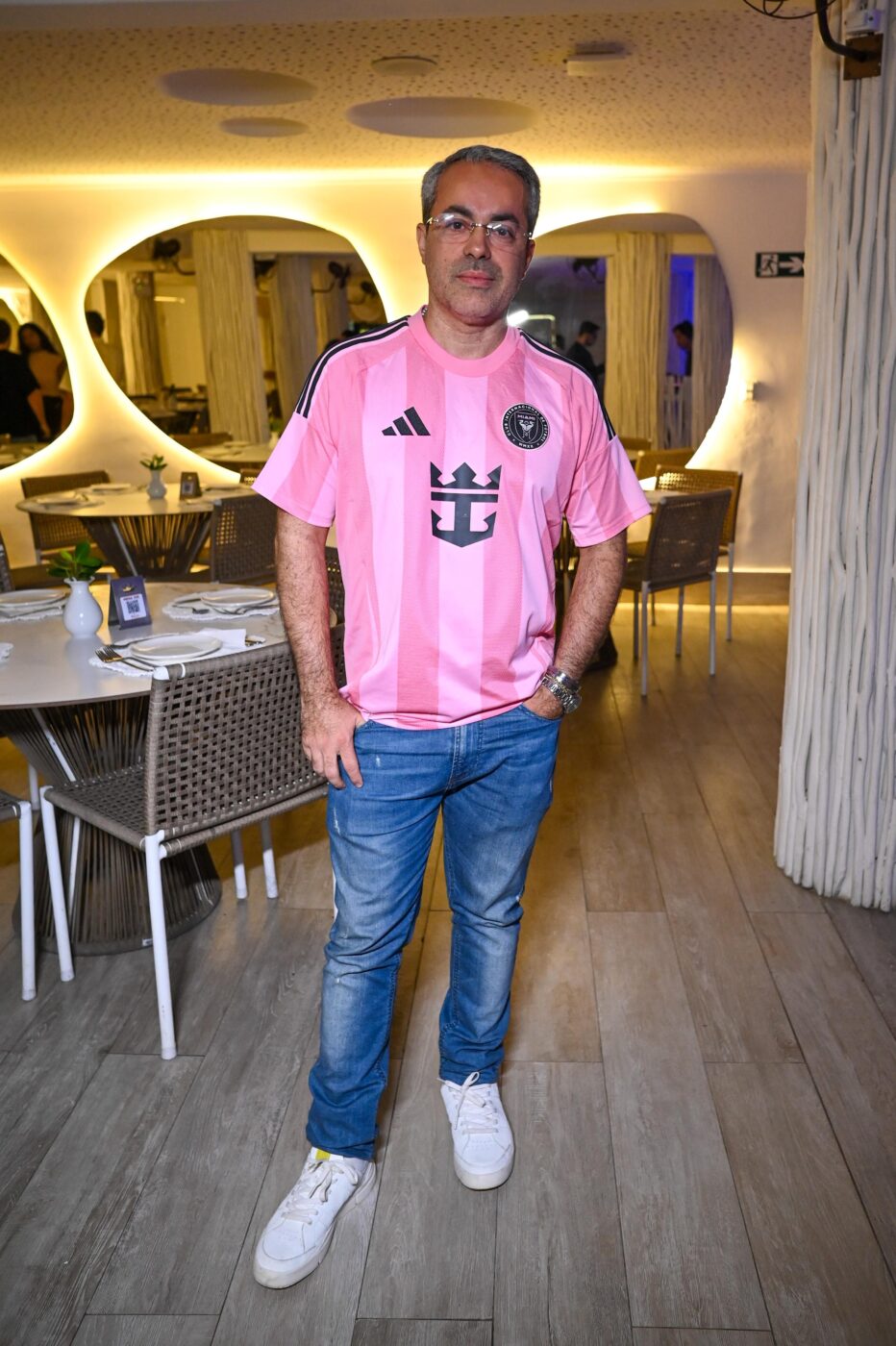 Ginno Larry