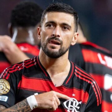 Flamengo e Arrascaeta chegam a acordo e encaminham renovação