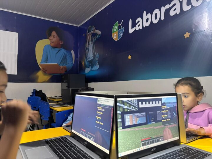 Escolas do interior da Bahia usam jogos eletrônicos para incluir alunos neurodivergentes