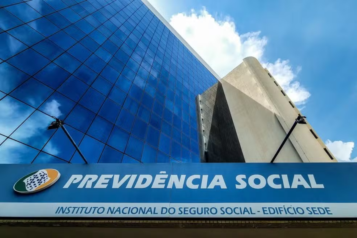 INSS alerta 4 milhões de beneficiários para fazer prova de vida; prazo é de 30 dias INSS alerta 4 milhões de beneficiários para fazer prova de vida; prazo é de 30 dias